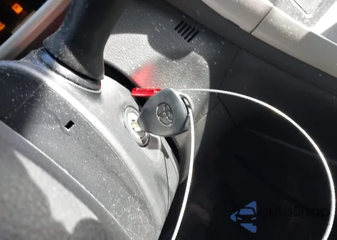 2010 Toyota Matrix из США, поврежденный, VIN 2T1KU4EE4AC480754